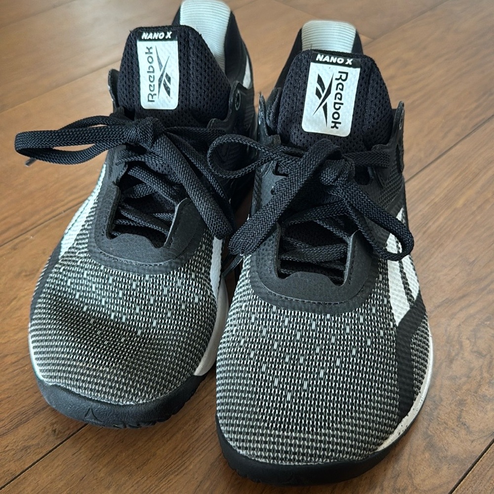 Women’s Reebok Nano X shoes size 6